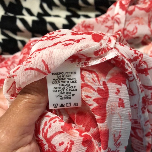 Susan Graver Ladies 2-pc. Top-NWOT - Picture 11 of 14